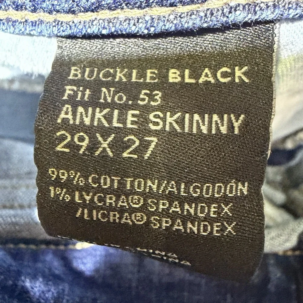 Buckle pre owned